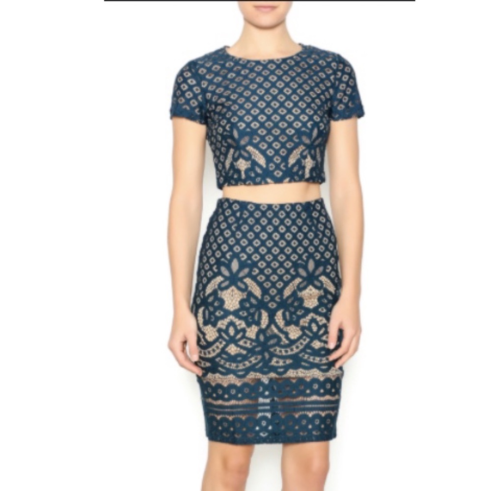 HOST PICK L'atiste Teal Two Piece Lace Set